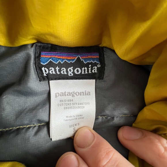 Patagonia Men's Down Sweater Jacket Yellow Fleece Lined Puffer Coat Size S Ski - Picture 3 of 16